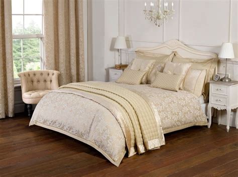 luxury bed sheets uk